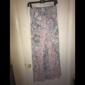 Wide leg pants with splits ties in front